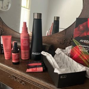 Aveda Nutriplenish light moisture hair trio